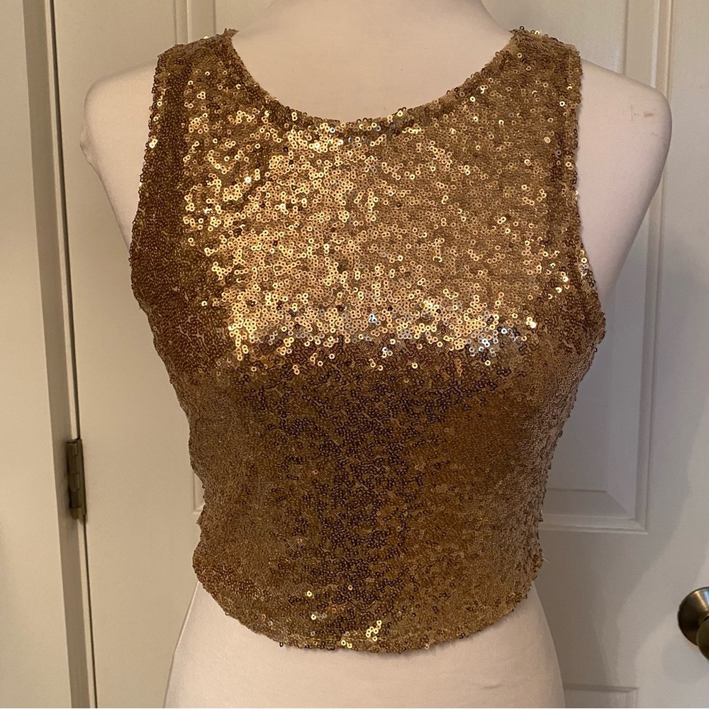 REVAMPED TOP CROP CROPPED GOLD SEQUINS SLEEVELESS RACERBACK SIZE M Fits S